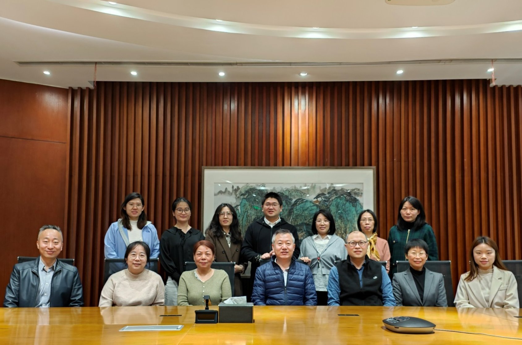E:\工会\工会活动\2022年活动\20220407校工会来直播自慰调研\合影.jpg